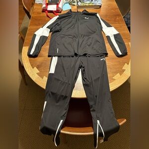 Puma Training Favorites Track Suit - Jacket & Pants Size Men’s Large - Like New